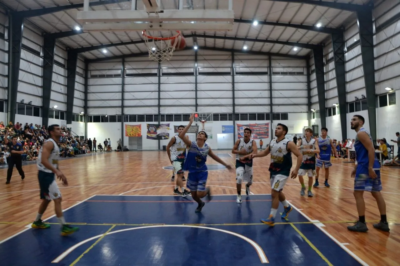 El básquet saenzpeñense frenado antes de empezar