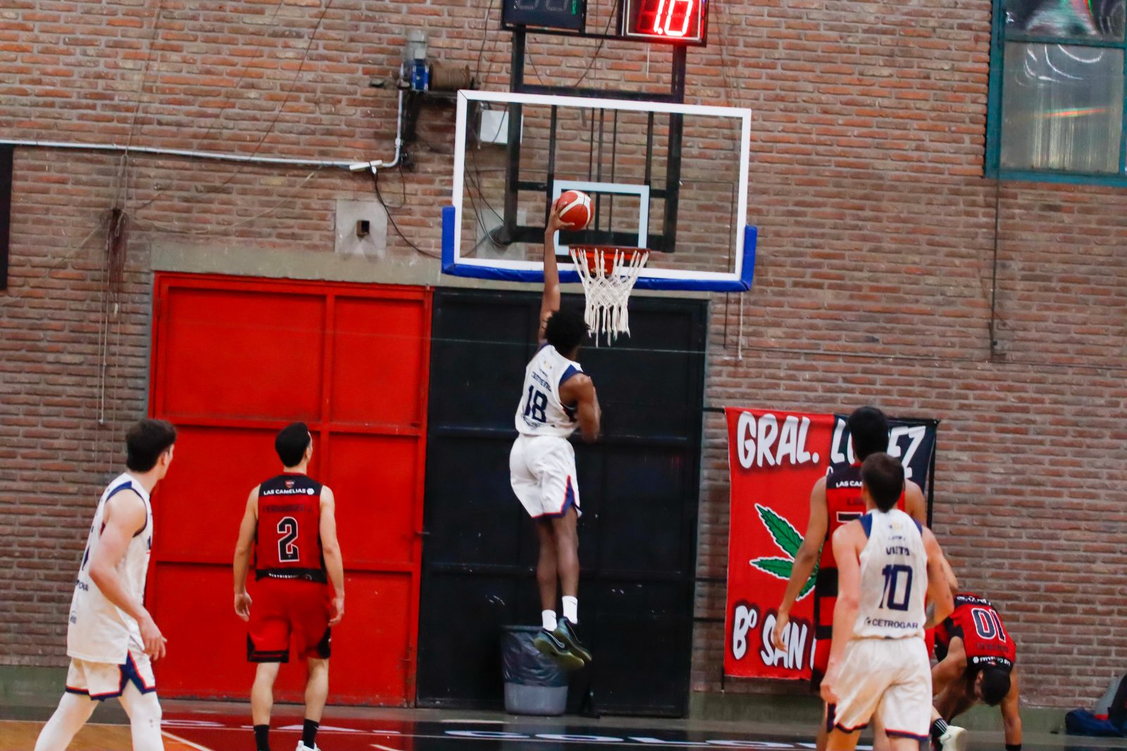 Villa San Martín no dejó dudas en Santa Fe y sigue firme en zona de play-offs