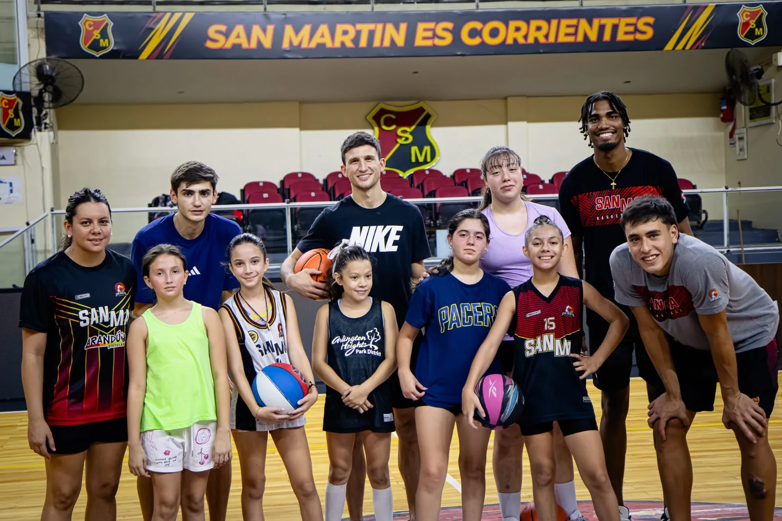 La Liga Nacional cerca de las bases: San Martín compartió una jornada con el básquet femenino formativo
