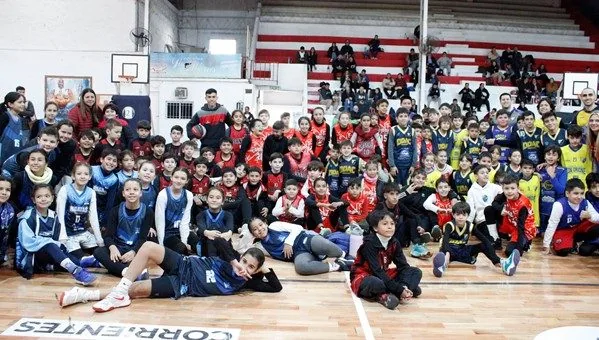 El encuentro “Antorcha Esquivel” vuelve a encender la pasión de los más chicos