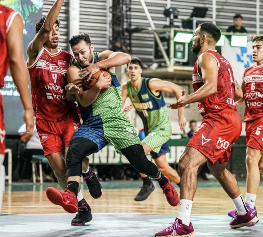 Hindú saco un juego difícil frente a Don Bosco que aún no puede ganar en la Liga Federal de Básquet