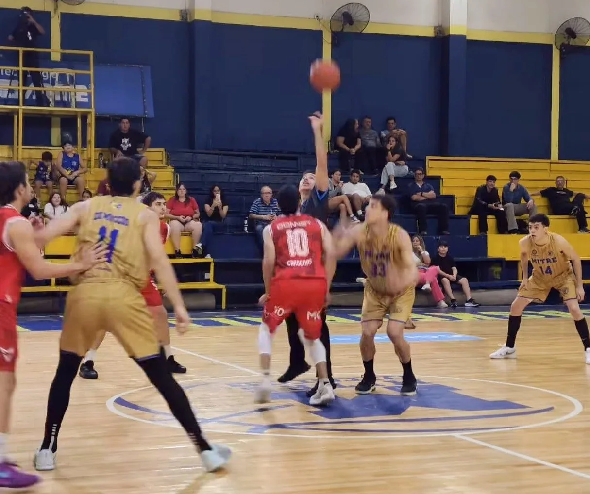 Mitre lo ganó en la última bola y dejó con las manos vacías a un combativo Don Bosco