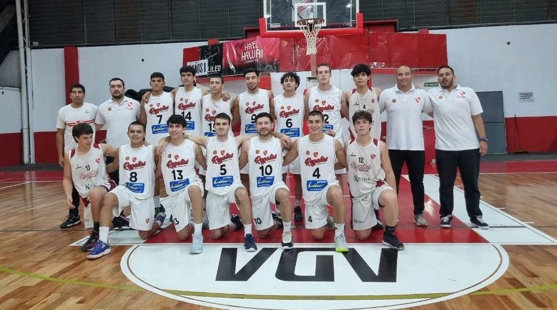 La novena fue la vencida: Regatas ganó en Corrientes y consiguió el primer triunfo en la Conferencia Nea