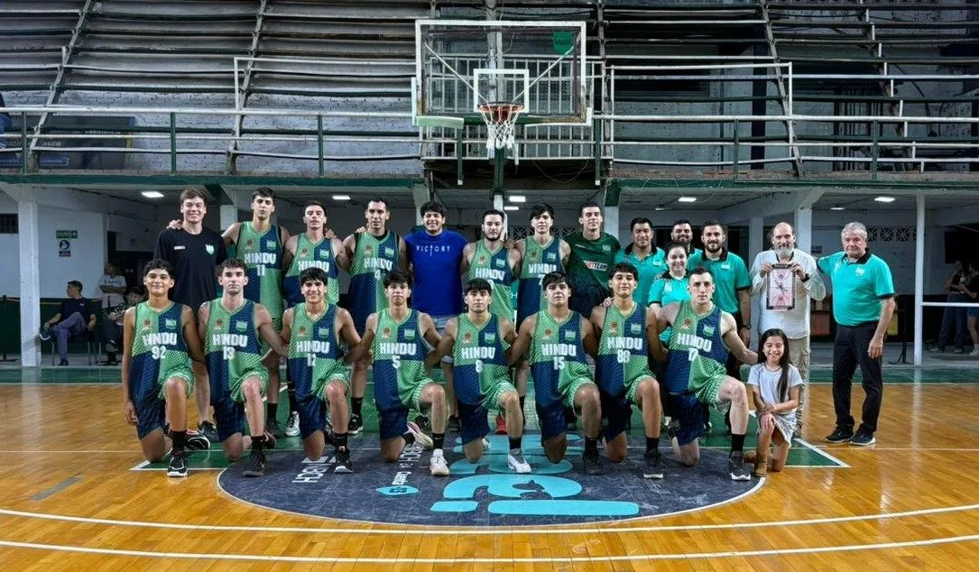 Hindú marcó el camino, bancó la reacción y festejó en casa