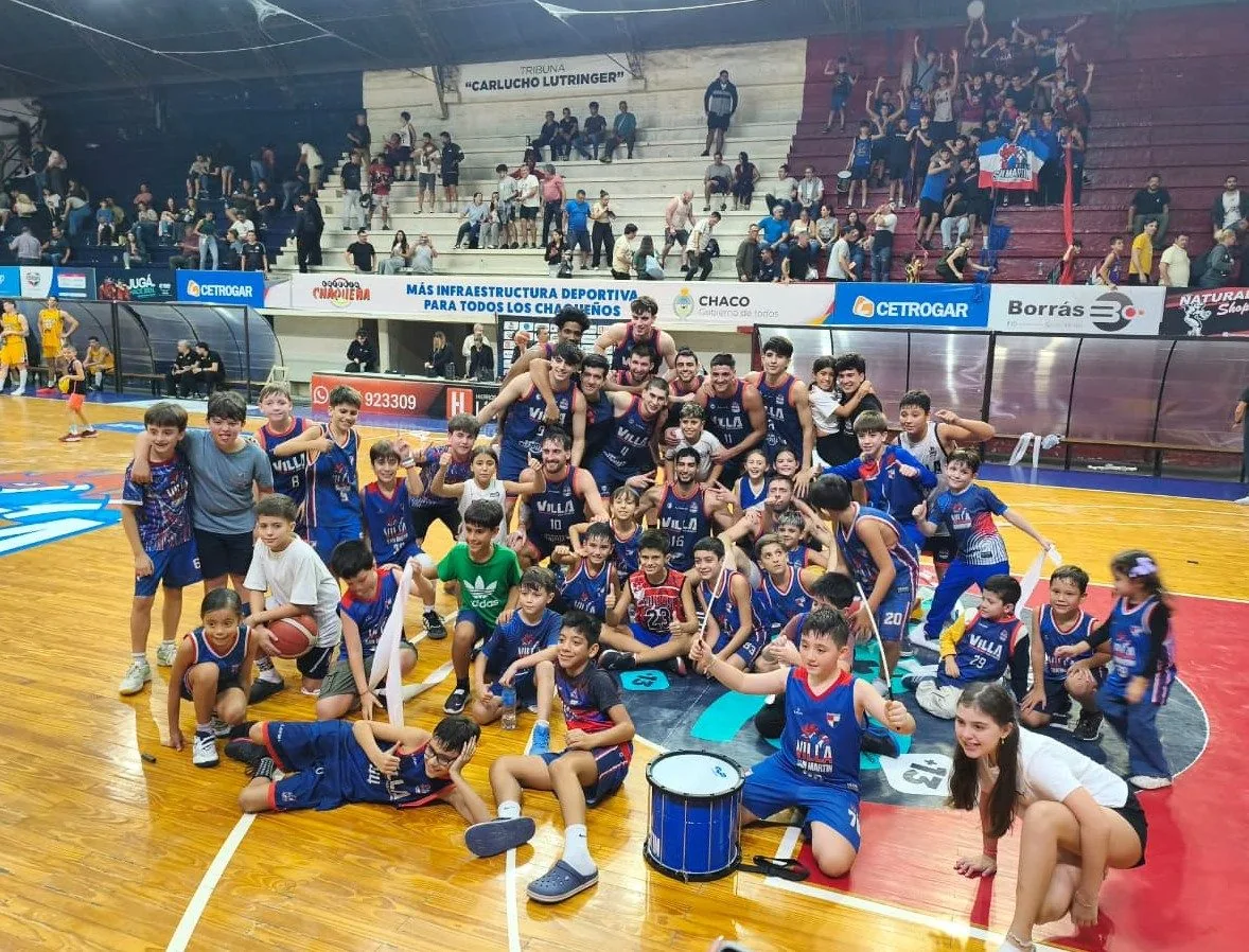 Villa lo conquistó con el corazón: ganó un duelo electrizante y quedó match point