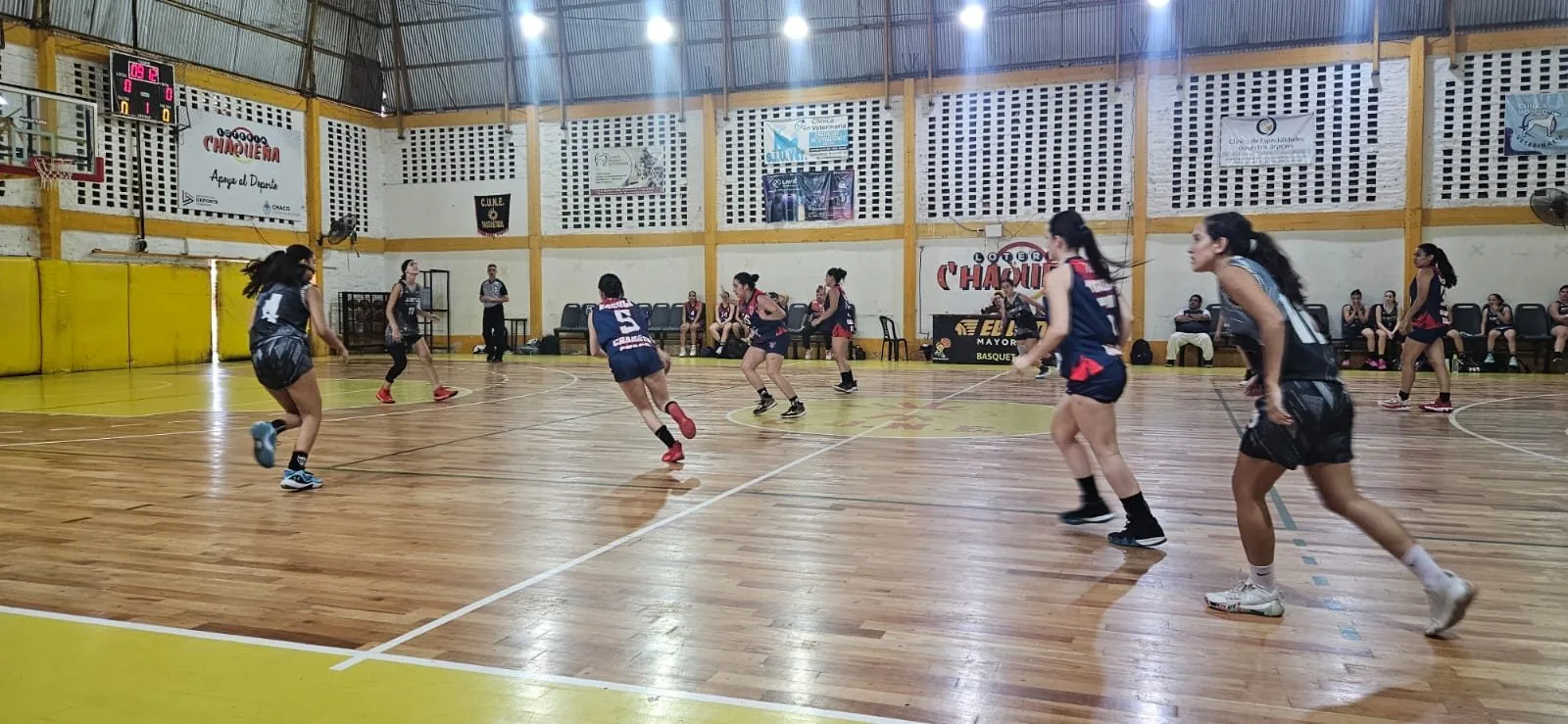 Domingo recargado: el femenino de la ABR cruza fechas y acelera el torneo