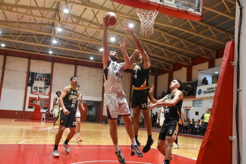 Villa San Martín juega su último partido de visitante de la fase regular en Santiago del Estero